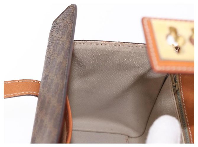 Céline Borsa a mano in tela Macadam CELINE in pelle PVC marrone oro Auth 156445 D'oro - vista 21
