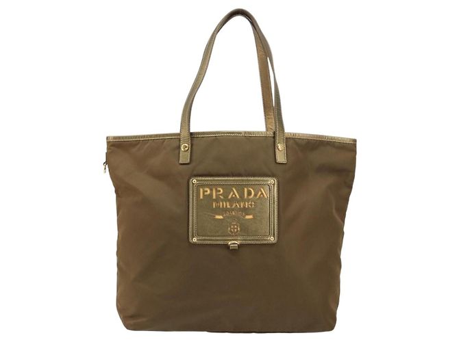 Borsa Tote Prada in Nylon Marrone Oro Auth 156457 D'oro - vista 13