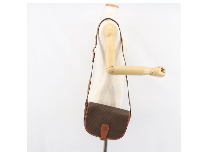 Céline Borsa a spalla in tela Macadam CELINE in pelle PVC marrone oro Auth ep12229 D'oro - vista 24