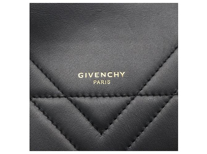 Bolsa de Ombro GIVENCHY em Couro Preto e Ouro Auth ka908V Dourado - vista 17