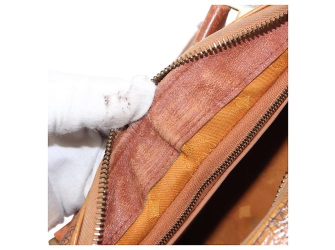 Borsa MCM Logogram Vicetos in pelle PVC marrone e oro Auth BA8791 D'oro - vista 10