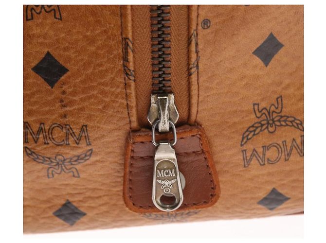 Borsa MCM Logogram Vicetos in pelle PVC marrone e oro Auth BA8791 D'oro - vista 17