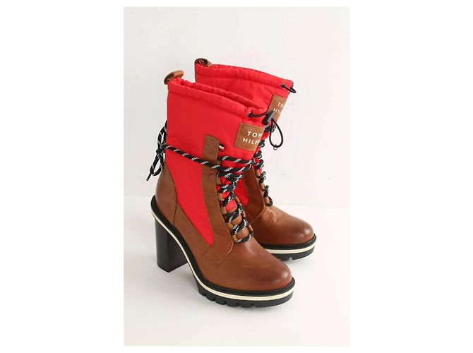 Tommy Hilfiger Botas Vermelhas com Cadena - vista 3