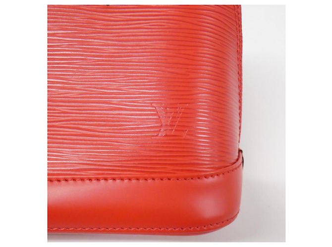 Borsa Alma BB in Epi Louis Vuitton Rosso - vista 6
