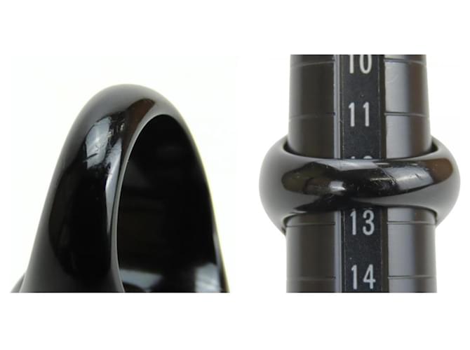 Anello in plastica bicolore Chanel Nero Bianco - vista 10