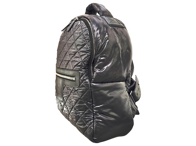 CHANEL Coco Mark Cocoon Rucksack Schwarz - Ansicht 2
