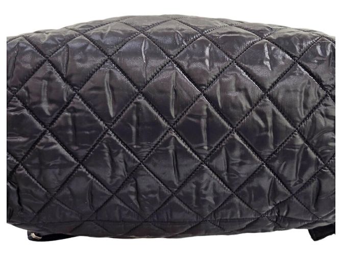 CHANEL Coco Mark Cocoon Rucksack Schwarz - Ansicht 5