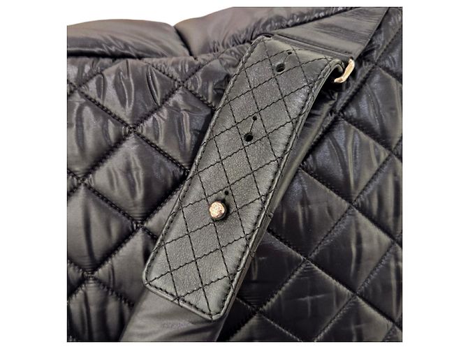 CHANEL Coco Mark Cocoon Rucksack Schwarz - Ansicht 7