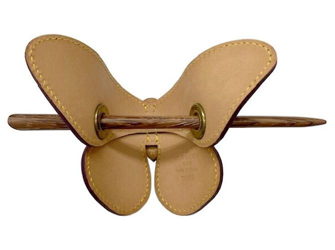 Fermaglio Papillon Vernis Louis Vuitton Rosso Bordò - vista 9
