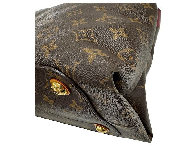 Borsa Olympe Louis Vuitton in pelle bordeaux e marrone Bordò - vista 7