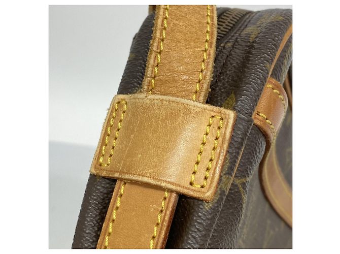 Borsa a Spalla Monogram Jeune Fille MM di Louis Vuitton Marrone - vista 13