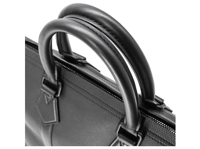 Borsa Tote Lockit Aerogram di Louis Vuitton Nero - vista 10