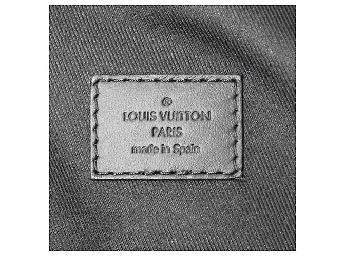 Borsa Tote Lockit Aerogram di Louis Vuitton Nero - vista 12