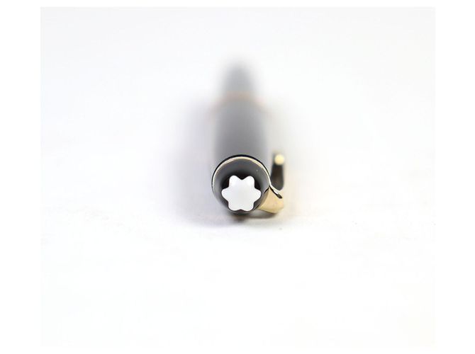 Pluma Montblanc Meisterstück 14K Negro - vista 4