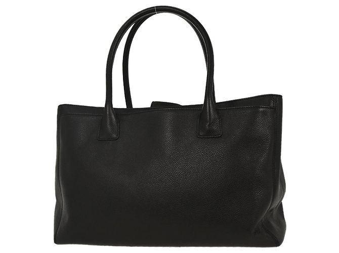 Chanel Cerf Borsa Executive in Pelle Media Nero - vista 2