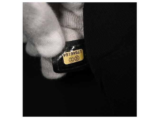 Chanel Cerf Borsa Executive in Pelle Media Nero - vista 5