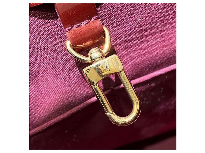 Borsa Tote Vernis Wilshire MM di Louis Vuitton Rosso - vista 9