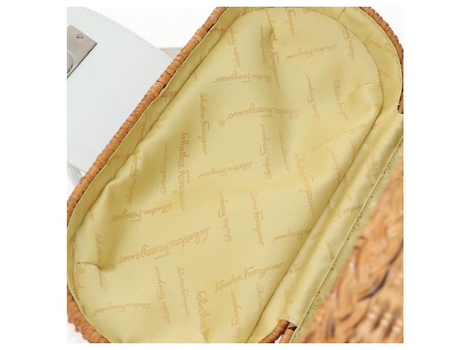 Borsa a Mano Gancini Salvatore Ferragamo Rattan Beige Argento Auth 159168V - vista 17