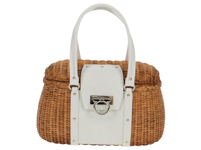 Borsa a Mano Gancini Salvatore Ferragamo Rattan Beige Argento Auth 159168V - vista 2