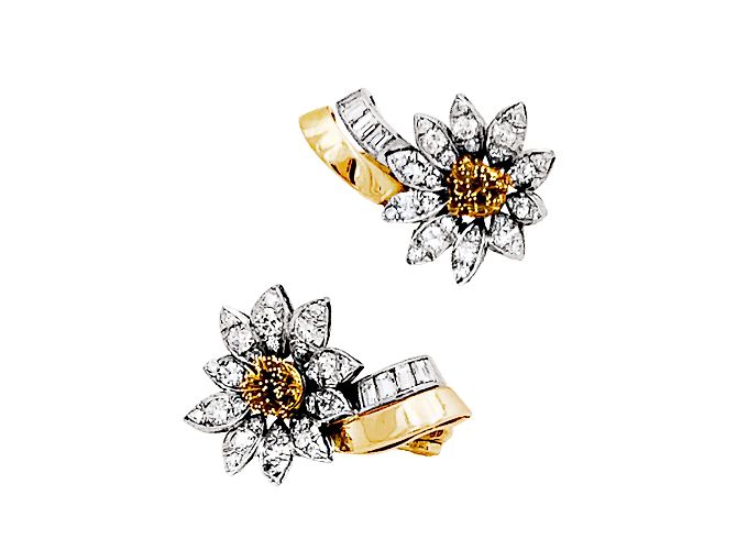 Autre Marque Orecchini, "Fiore", oro giallo, platino e diamanti. - vista 4