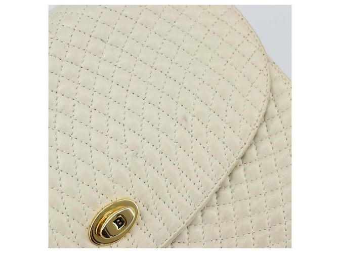 BALLY Bolsa de Ombro de Couro Matelassada com Corrente Branco Ouro Auth 157424 Dourado - vista 14