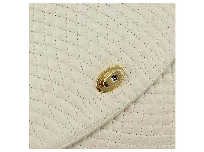 BALLY Bolsa de Ombro de Couro Matelassada com Corrente Branco Ouro Auth 157424 Dourado - vista 15