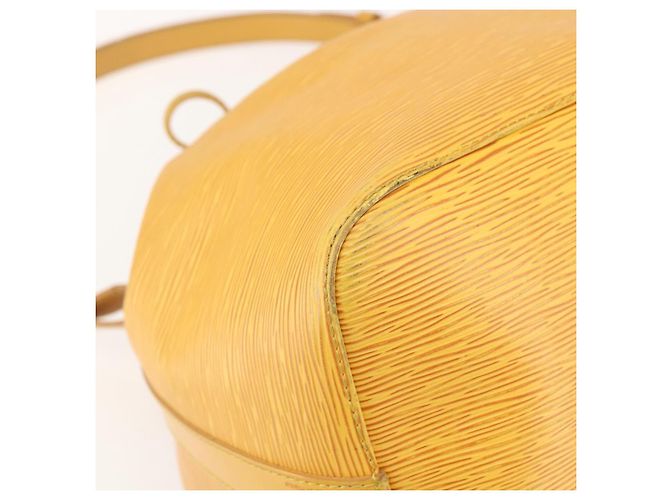 Noe LOUIS VUITTON Borsa a Spalla Petit Noé Epi Gialla M44109 LV Auth 160669 Giallo - vista 14