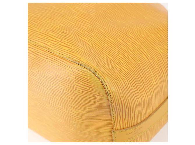 Noe LOUIS VUITTON Borsa a Spalla Petit Noé Epi Gialla M44109 LV Auth 160669 Giallo - vista 15