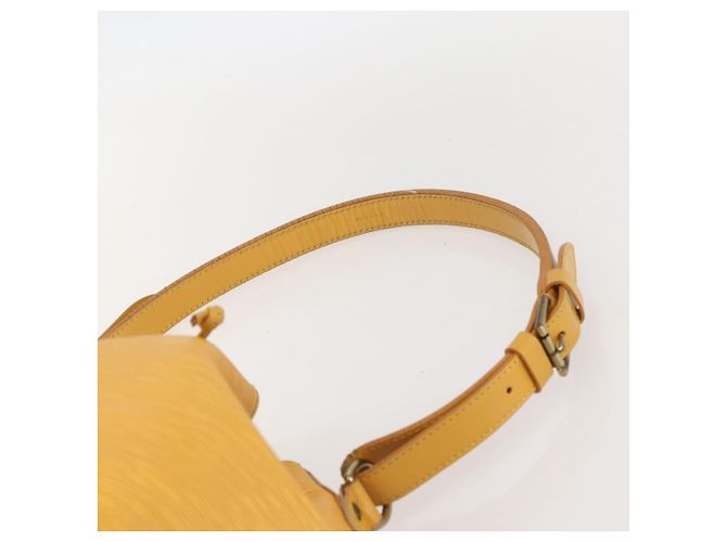 Noe LOUIS VUITTON Borsa a Spalla Petit Noé Epi Gialla M44109 LV Auth 160669 Giallo - vista 8