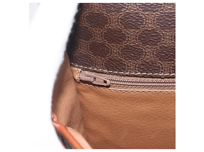 Céline Borsa a spalla circolare in tela Macadam CELINE in pelle PVC marrone oro Auth 158110 D'oro - vista 15