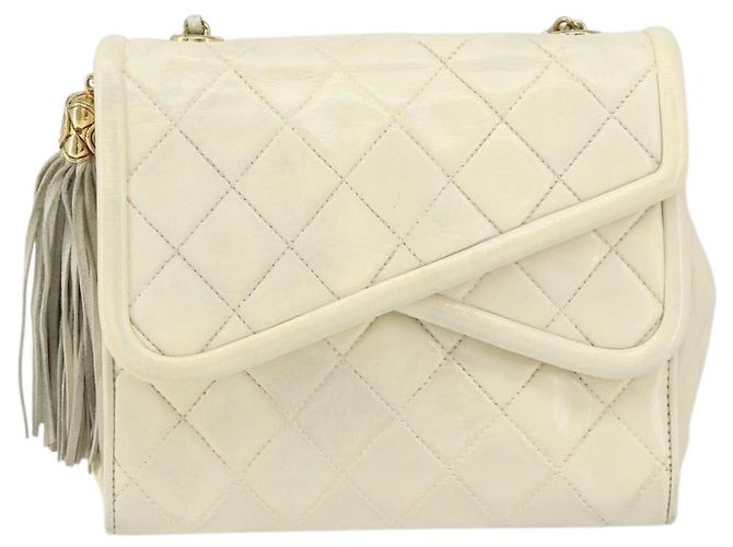 CHANEL Matelassierte Schultertasche aus Lammleder Weiß Gold CC Auth bs31806 - Ansicht 2