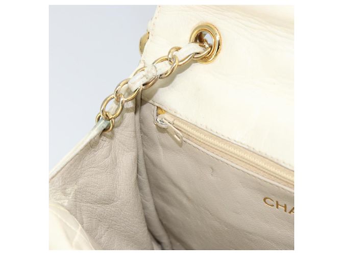 CHANEL Matelassierte Schultertasche aus Lammleder Weiß Gold CC Auth bs31806 - Ansicht 20