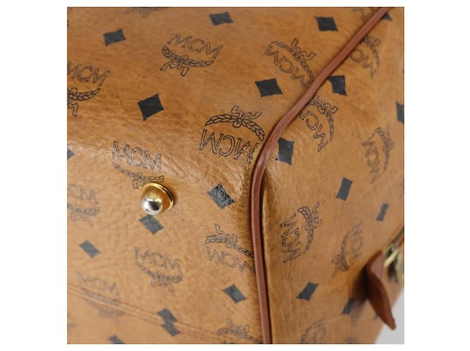 Borsa Boston MCM Logogram Vicetos in pelle PVC marrone e oro Auth 153190 D'oro - vista 12