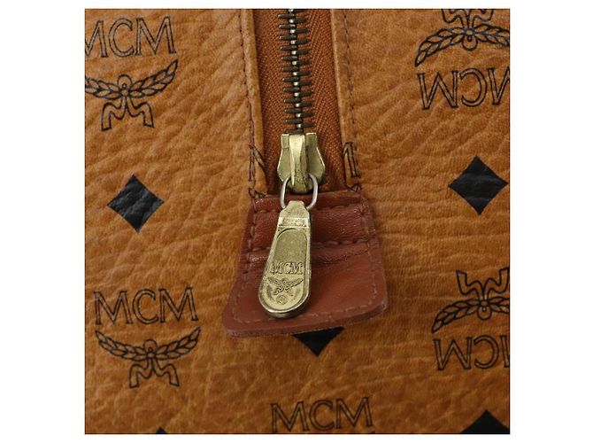 Borsa Boston MCM Logogram Vicetos in pelle PVC marrone e oro Auth 153190 D'oro - vista 15