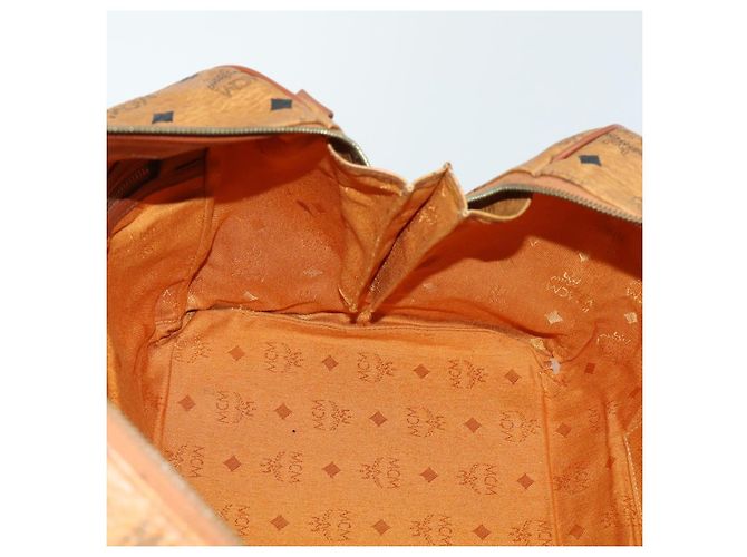 Borsa Boston MCM Logogram Vicetos in pelle PVC marrone e oro Auth 153190 D'oro - vista 17