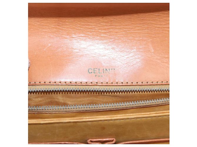 Céline Borsa in tela Macadam Celine con carrozza di cavallo in pelle PVC marrone oro Auth 158075 D'oro - vista 17