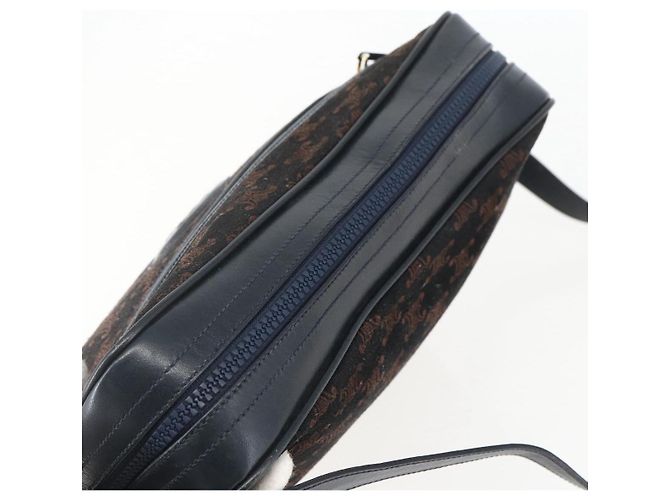 Céline Borsa a Spalla in Tela Macadam C di CELINE in Camoscio Blu Navy e Oro Auth 158416 D'oro - vista 6