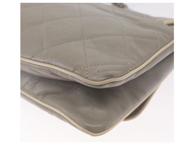 Borsa a spalla in pelle di agnello CHANEL grigio argento CC Auth bs32040 Marrone - vista 13