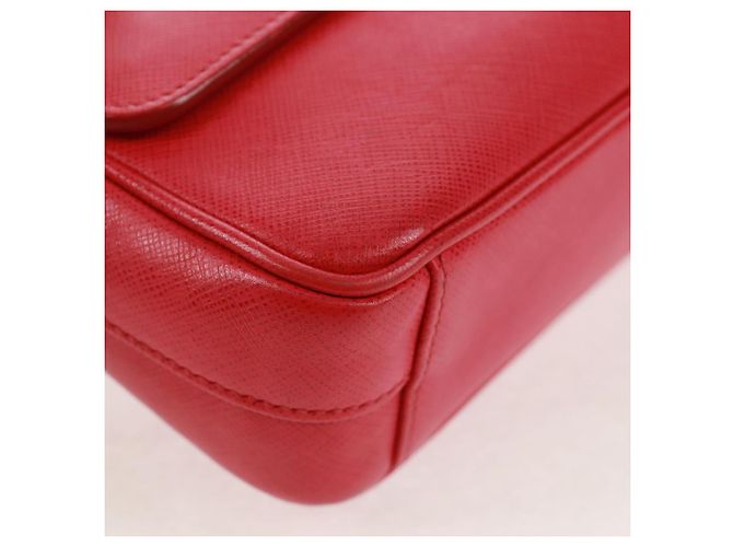 Saffiano Bolsa de Ombro PRADA em Couro Safiano Vermelho Prata Auth ka1025V - vista 11