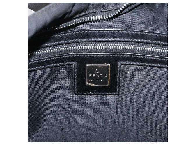 FENDI Zucca Canvas Schultertasche Schwarz Silber Auth 156481 - Ansicht 17