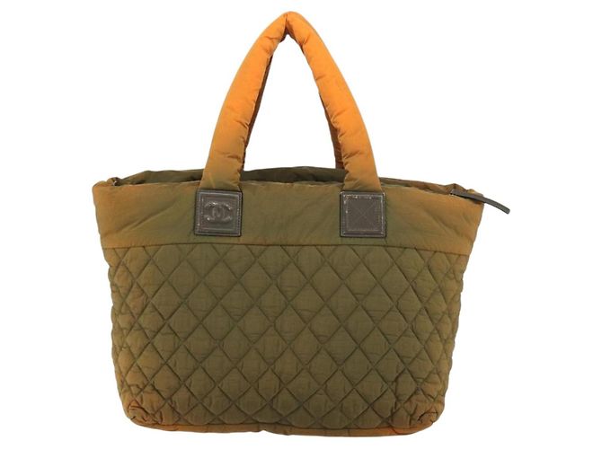CHANEL Matelassé Coco Cocoon GM Borsa Tote Nylon Khaki Argento CC Auth 157319 Cachi - vista 3