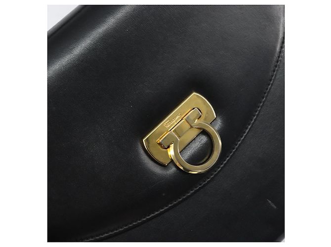 Borsa a Spalla Salvatore Ferragamo Gancini in Pelle 2 in 1 Nera Oro Auth 156467 - vista 16
