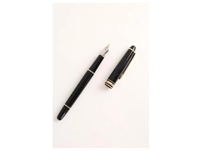 Montblanc Pen Black - view 3