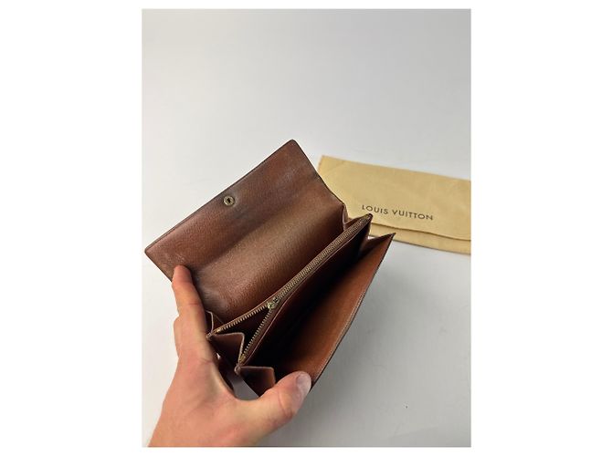 Vintage Louis Vuitton Leather Monogram Wallet Brown - view 6
