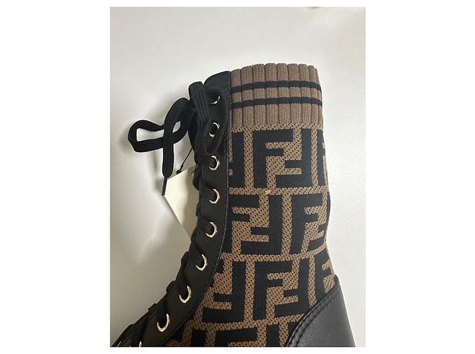 Botas Rockoko Fendi de cuero negro Castaño - vista 10