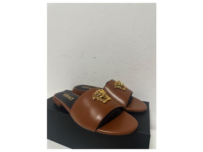 Sandali Piani Medusa Versace D'oro Cammello - vista 2