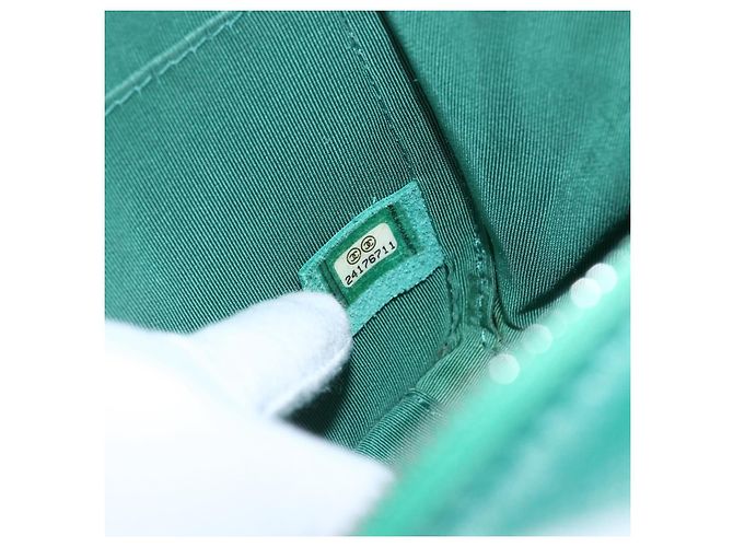 Camera Borsa a tracolla Chanel CC Box in pelle di agnello trapuntata mini Verde - vista 7