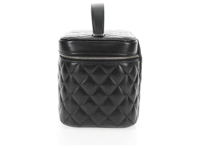 Vanity Chanel Kosmetiktasche aus gestepptem Lammleder Medium Schwarz - Ansicht 3