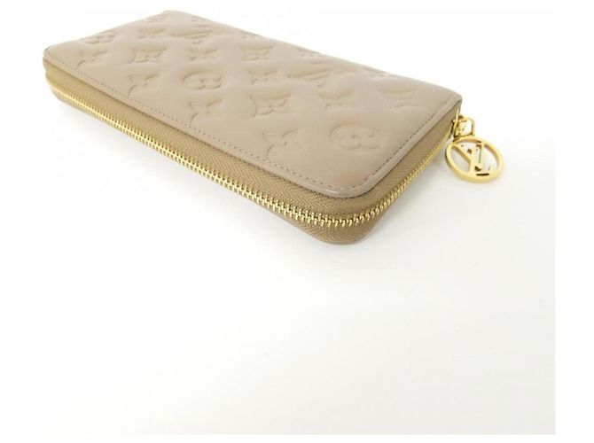 Cartera Zippy Coussin Louis Vuitton Gris pardo - vista 2