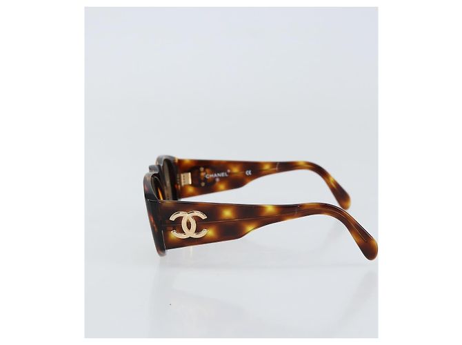 Gafas de sol CHANEL Logo de plástico Castaño - vista 3